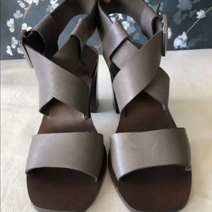 Boemos Gray Italian Leather Block Heel Sandals EU 39, US 8,5